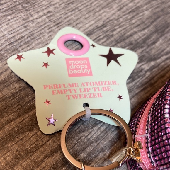 🫟5 for $25🫟 Moon Drops Beauty Travel Set - Picture 2 of 9